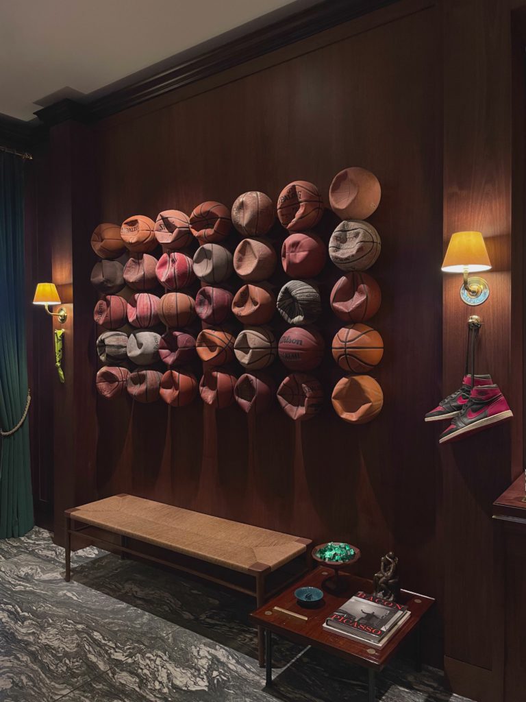 Curated Display Niche