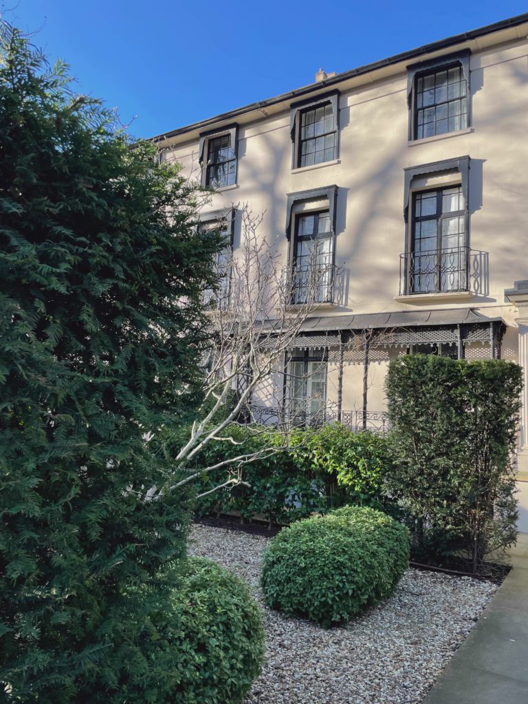 Garden Courtyard Facade