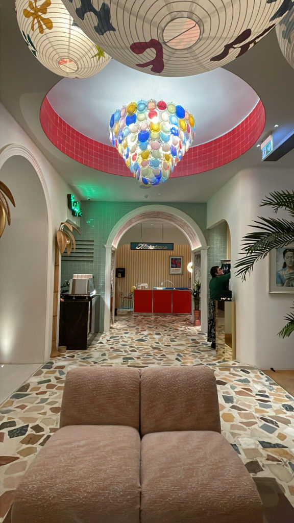Scalloped Dome Ceiling