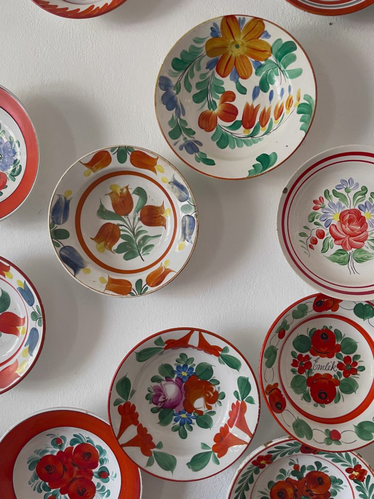Floral Plate Wall Display