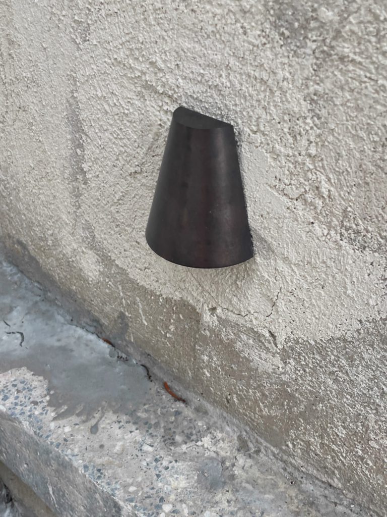 Sculpted Wall Light