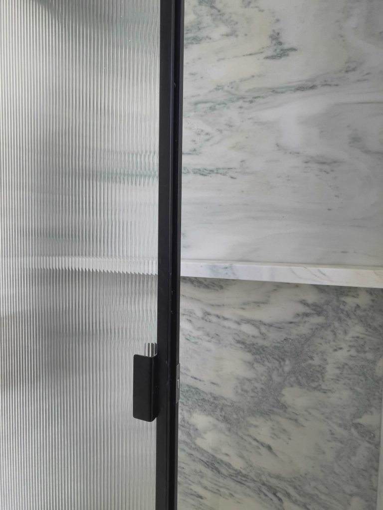 Marble Wall, Dark Frame
