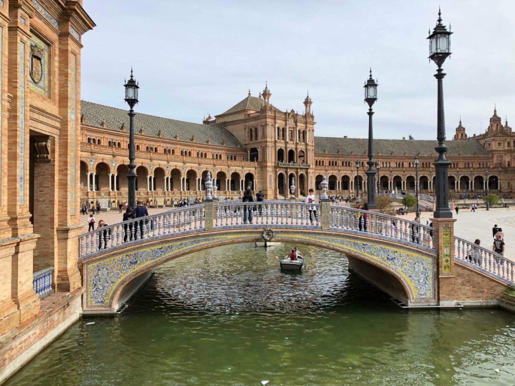 Grand Plaza Bridge