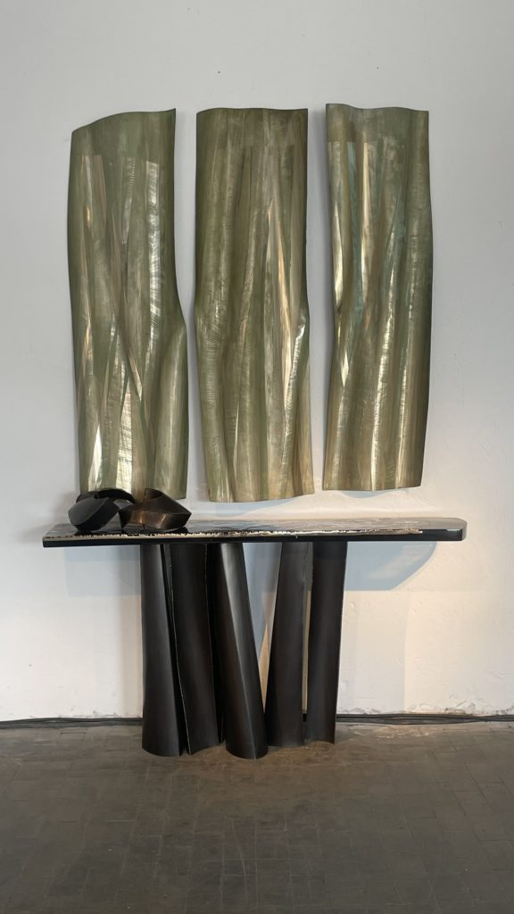 Sculptural Wavy Bench
