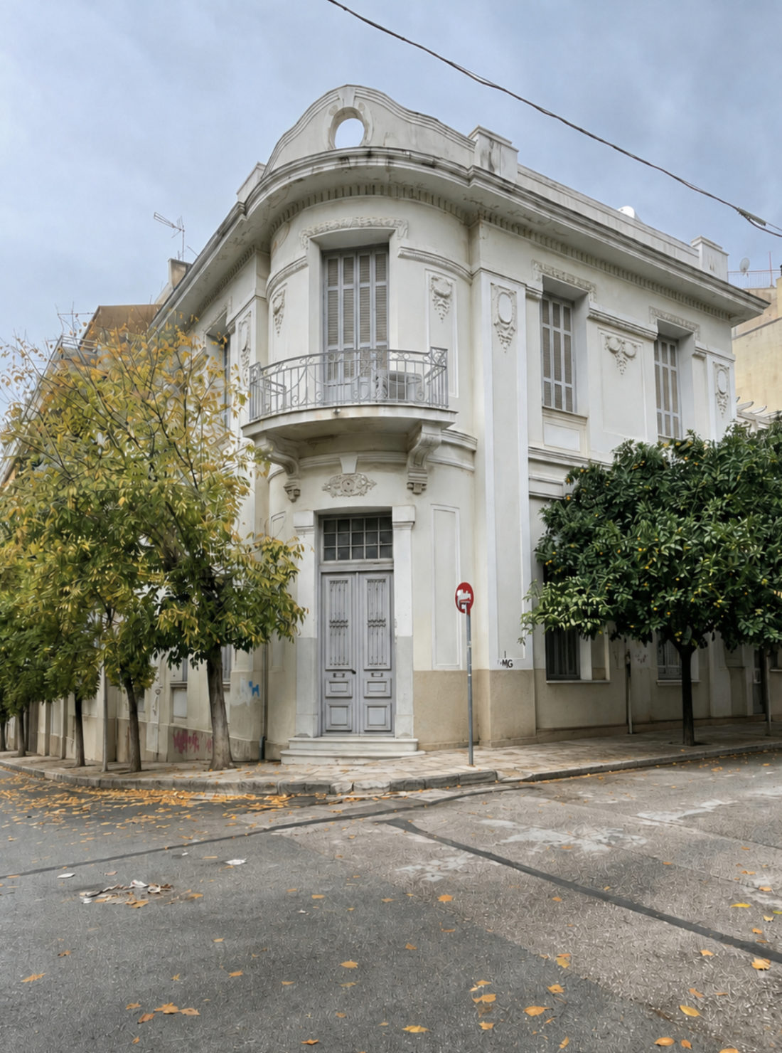 NEOCLASSICAL RENOVATION - FRONT PICTURE